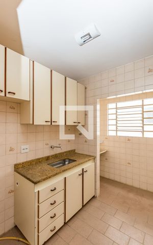 Apartamento para alugar com 73m², 3 quartos e 1 vaga Apartamento para alugar com 73m², 3 quartos e 1 vagaCozinha