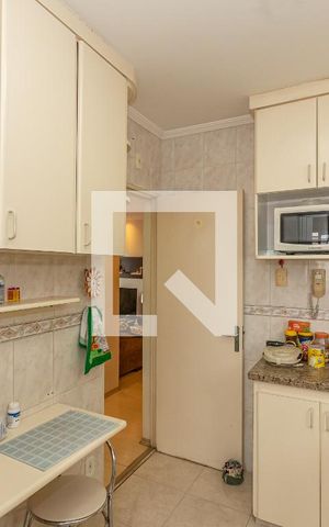 Apartamento à venda com 84m², 2 quartos e 1 vaga Apartamento à venda com 84m², 2 quartos e 1 vagaCozinha