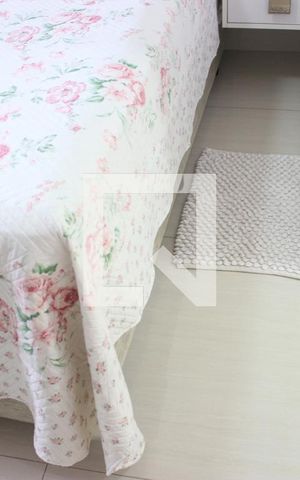 Apartamento para alugar com 75m², 2 quartos e 2 vagasSuíte