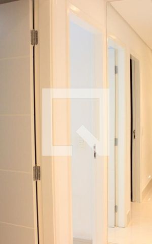 Apartamento para alugar com 75m², 2 quartos e 2 vagasCorredor para os quartos