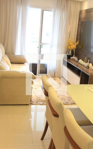 Apartamento para alugar com 75m², 2 quartos e 2 vagasSala