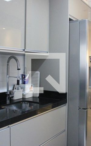 Apartamento para alugar com 75m², 2 quartos e 2 vagasCozinha