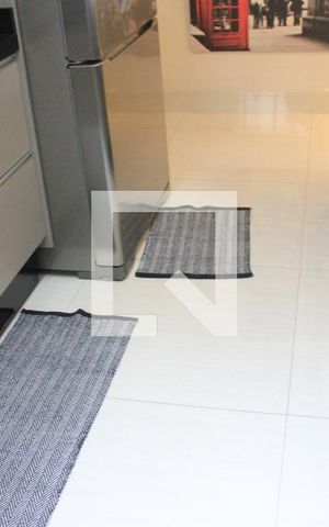 Apartamento para alugar com 75m², 2 quartos e 2 vagasCozinha
