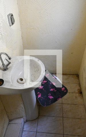 Casa à venda com 296m², 2 quartos e 2 vagas