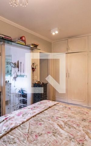 Casa à venda com 280m², 2 quartos e 5 vagas Casa à venda com 280m², 2 quartos e 5 vagasSuíte 1