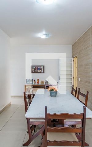 Casa à venda com 465m², 3 quartos e 6 vagasSala 2