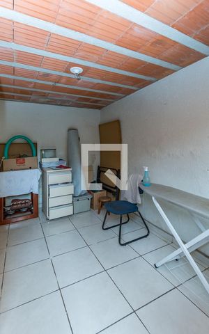 Casa à venda com 465m², 3 quartos e 6 vagasQuarto de Serviço
