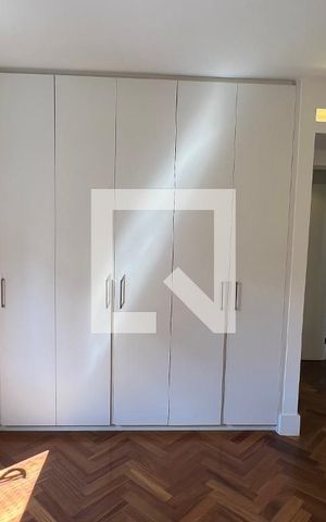 Apartamento à venda com 204m², 3 quartos e 1 vaga Apartamento à venda com 204m², 3 quartos e 1 vagaSuite 2