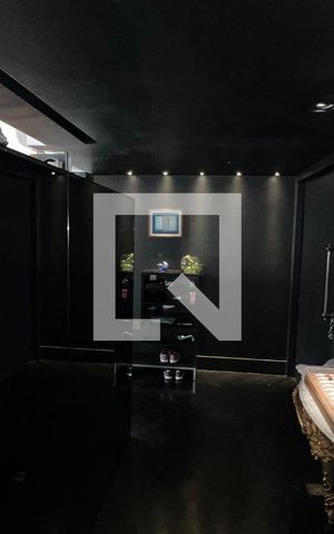 Apartamento à venda com 204m², 3 quartos e 1 vaga Apartamento à venda com 204m², 3 quartos e 1 vagaCorredor