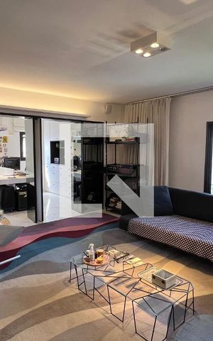 Apartamento à venda com 204m², 3 quartos e 1 vaga Apartamento à venda com 204m², 3 quartos e 1 vagaSala de TV