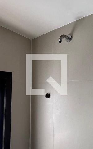 Apartamento à venda com 204m², 3 quartos e 1 vaga Apartamento à venda com 204m², 3 quartos e 1 vagaBanheiro da Suíte 1