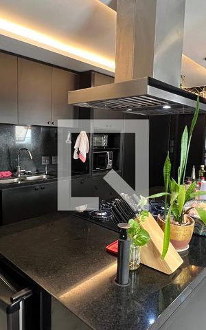 Apartamento à venda com 204m², 3 quartos e 1 vaga Apartamento à venda com 204m², 3 quartos e 1 vagaCozinha - Armários