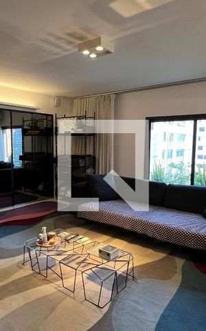 Apartamento à venda com 204m², 3 quartos e 1 vaga Apartamento à venda com 204m², 3 quartos e 1 vagaSala de TV