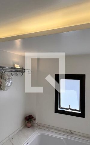 Apartamento à venda com 204m², 3 quartos e 1 vaga Apartamento à venda com 204m², 3 quartos e 1 vagaBanheiro da Suíte 3