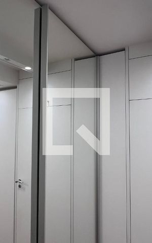 Apartamento à venda com 204m², 3 quartos e 1 vaga Apartamento à venda com 204m², 3 quartos e 1 vagaCloset da suíte 3