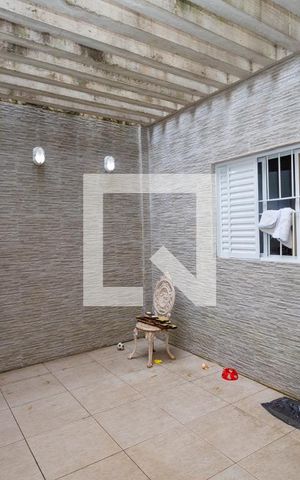 Casa à venda com 303m², 3 quartos e 4 vagas Casa à venda com 303m², 3 quartos e 4 vagasSala - jardim de inverno