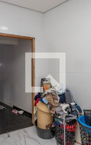Casa à venda com 303m², 3 quartos e 4 vagas Casa à venda com 303m², 3 quartos e 4 vagasÁrea de serviço
