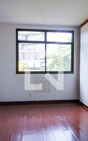 Apartamento à venda com 304m², 4 quartos e 2 vagas Apartamento à venda com 304m², 4 quartos e 2 vagassuite 2
