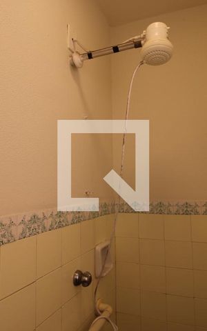 Casa à venda com 153m², 2 quartos e 2 vagasBanheiro 1