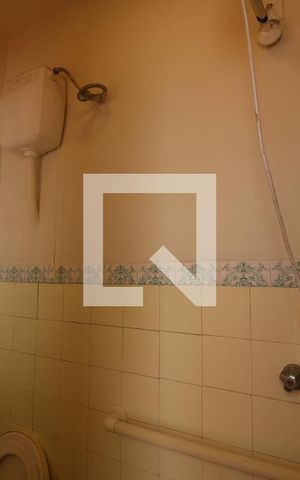 Casa à venda com 153m², 2 quartos e 2 vagasBanheiro 1
