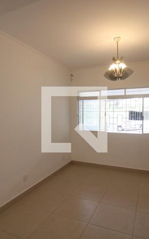 Casa à venda com 153m², 2 quartos e 2 vagasSala