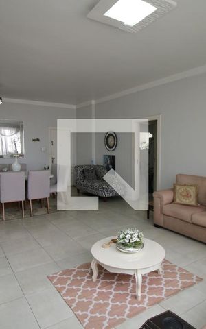 Apartamento à venda com 140m², 5 quartos e 2 vagasSala