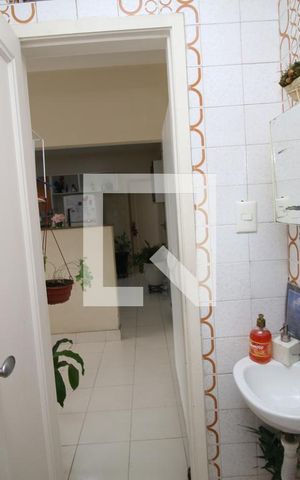 Apartamento à venda com 140m², 5 quartos e 2 vagasBanheiro de serviço