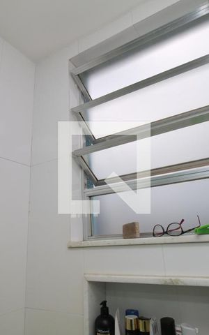Apartamento à venda com 140m², 5 quartos e 2 vagasBanheiro da Suíte 1