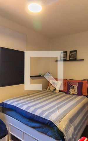 Casa de condomínio à venda com 160m², 4 quartos e 2 vagas Casa de condomínio à venda com 160m², 4 quartos e 2 vagasQuarto 3