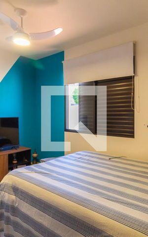 Casa de condomínio à venda com 160m², 4 quartos e 2 vagas Casa de condomínio à venda com 160m², 4 quartos e 2 vagasQuarto 3