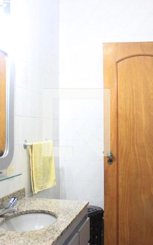 Casa à venda com 260m², 5 quartos e 3 vagasBanheiro 2