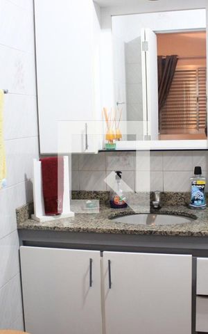 Casa à venda com 260m², 5 quartos e 3 vagasBanheiro da Suíte