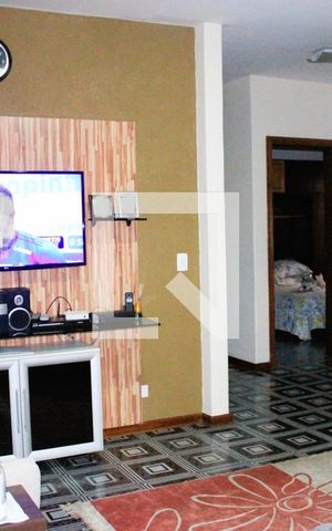 Casa à venda com 260m², 5 quartos e 3 vagasSala