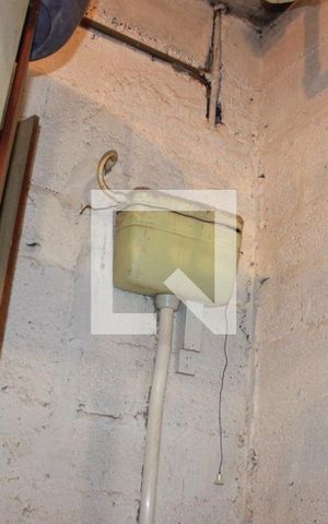 Casa à venda com 260m², 5 quartos e 3 vagasEspaço oficina independente - Banheiro