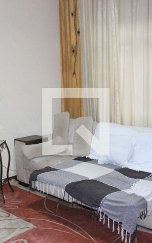 Casa à venda com 260m², 5 quartos e 3 vagasSala