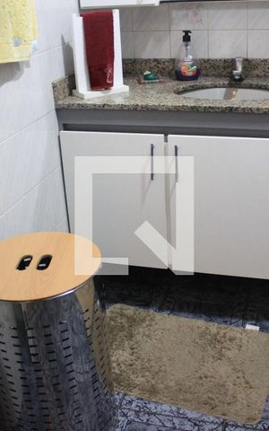 Casa à venda com 260m², 5 quartos e 3 vagasBanheiro da Suíte
