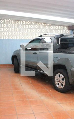 Casa à venda com 260m², 5 quartos e 3 vagasGaragem