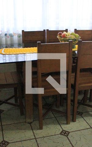 Casa à venda com 260m², 5 quartos e 3 vagasCozinha