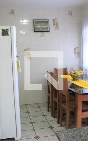 Casa à venda com 260m², 5 quartos e 3 vagasCozinha
