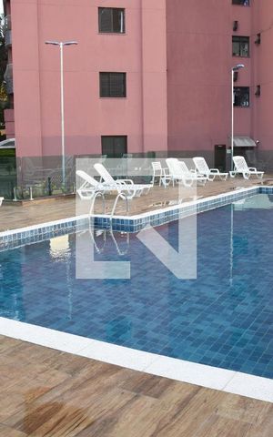 Apartamento à venda com 68m², 2 quartos e 1 vagaÁrea comum - Piscina