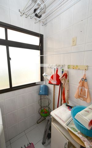 Apartamento à venda com 68m², 2 quartos e 1 vagaÁrea de Serviço