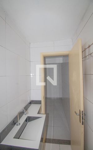 Apartamento para alugar com 70m², 2 quartos e sem vagaBanheiro