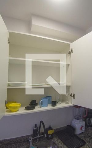 Studio para alugar com 22m², 1 quarto e sem vaga Studio para alugar com 22m², 1 quarto e sem vagaCozinha - Armários