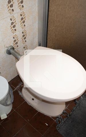 Casa à venda com 140m², 2 quartos e 3 vagasBanheiro 2