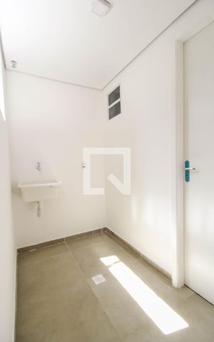 Studio à venda com 25m², 1 quarto e sem vaga Studio à venda com 25m², 1 quarto e sem vagaÁrea de Serviço