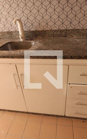 Apartamento à venda com 78m², 2 quartos e 1 vagaCozinha