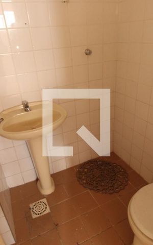 Apartamento à venda com 78m², 2 quartos e 1 vagaBanheiro de serviço