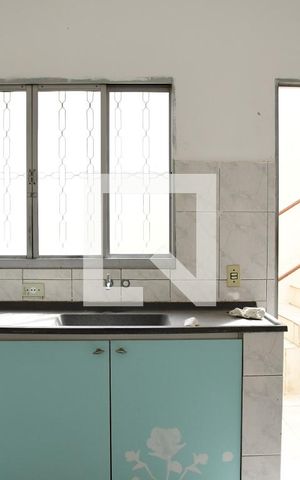 Casa para alugar com 80m², 2 quartos e 1 vagaCozinha
