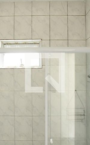Casa para alugar com 80m², 2 quartos e 1 vagaBanheiro