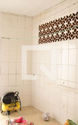 Casa para alugar com 80m², 2 quartos e 1 vagaÁrea de Serviço